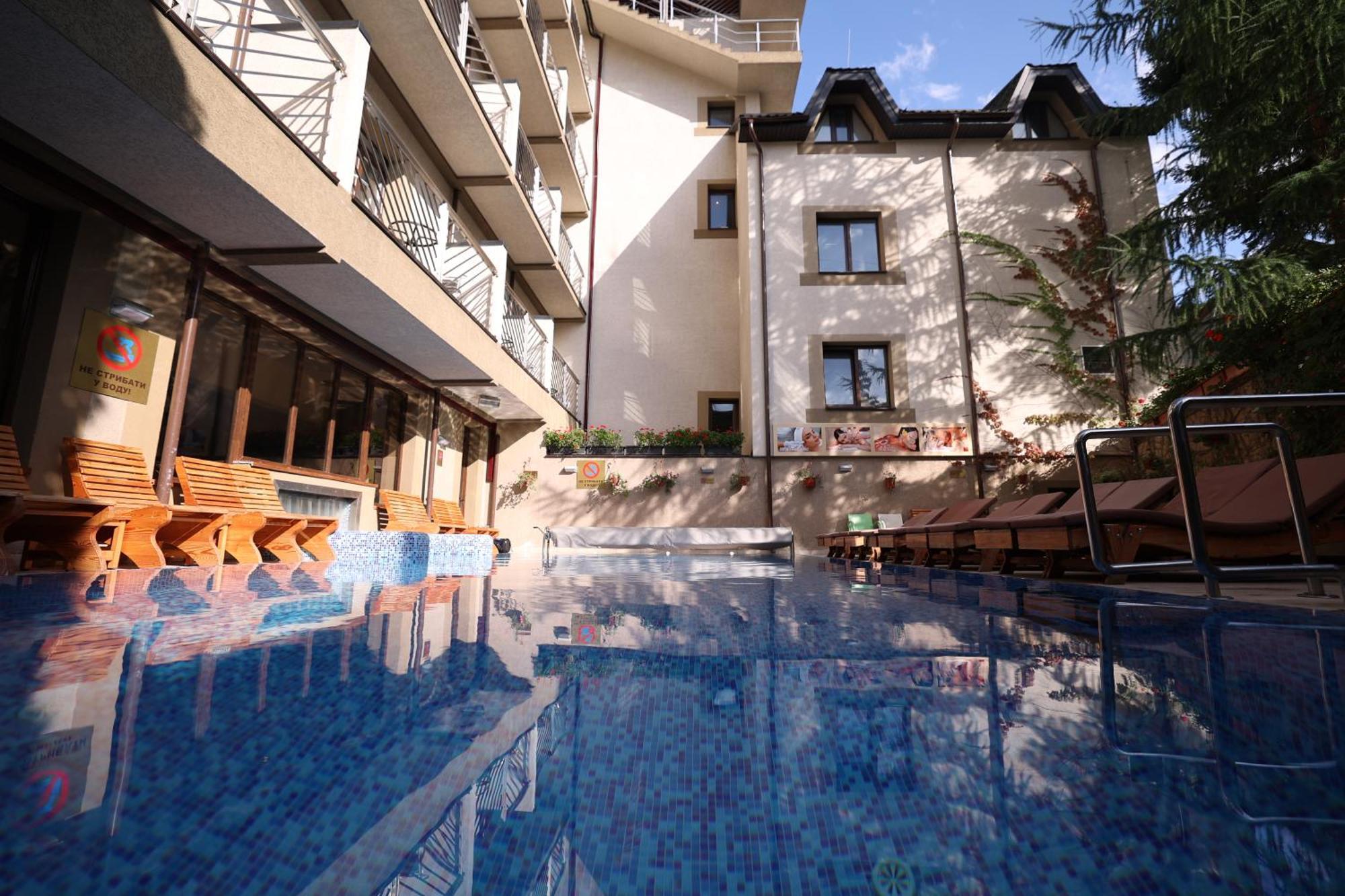 Romantik Spa Hotel ヤレムチャ エクステリア 写真